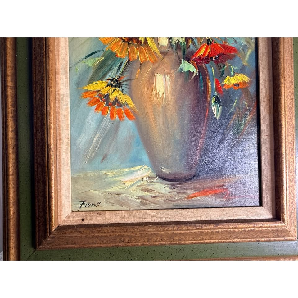 Vintage Mid-Century Floral Still Life Oil Painting - Image 4